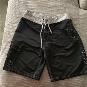 men’s o’neill board shorts size 34